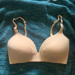 Lively Wireless Bra